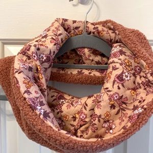 Vera Bradley Fleece Loop scarf-blush/fig
